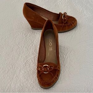 Aldo Women's Tan Suede Loafers - Shoes